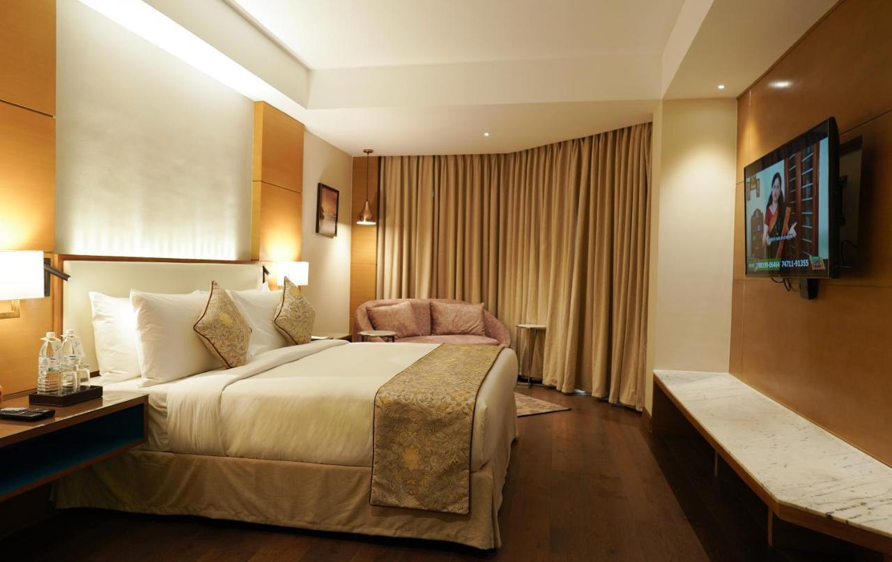 Gokulam Grand Trivandrum Thiruvananthapuram Eksteriør bilde