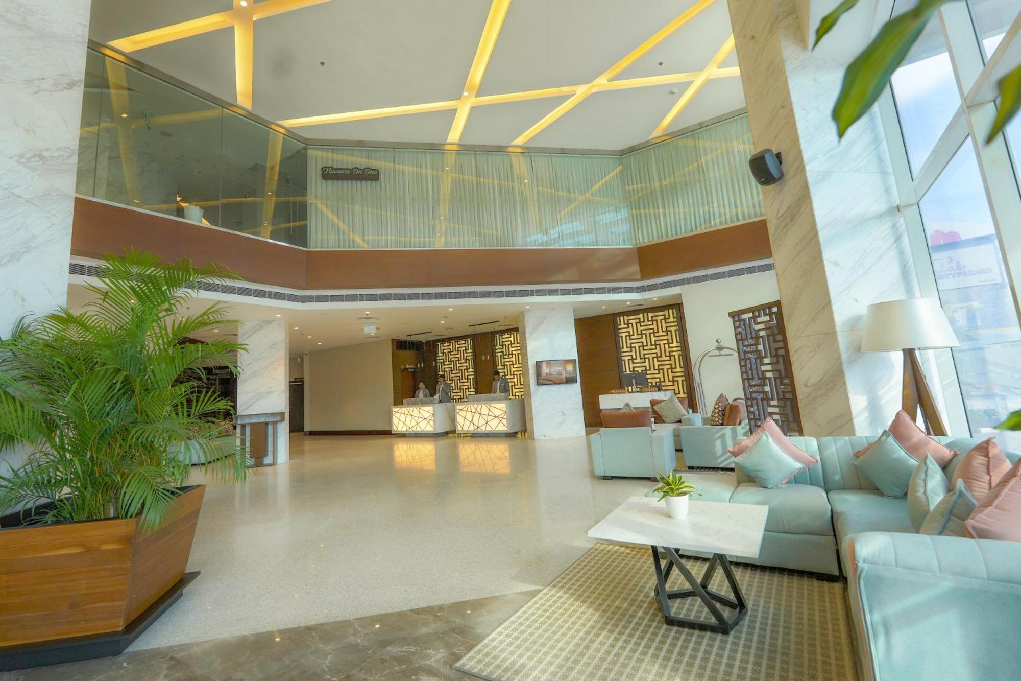 Gokulam Grand Trivandrum Thiruvananthapuram Eksteriør bilde