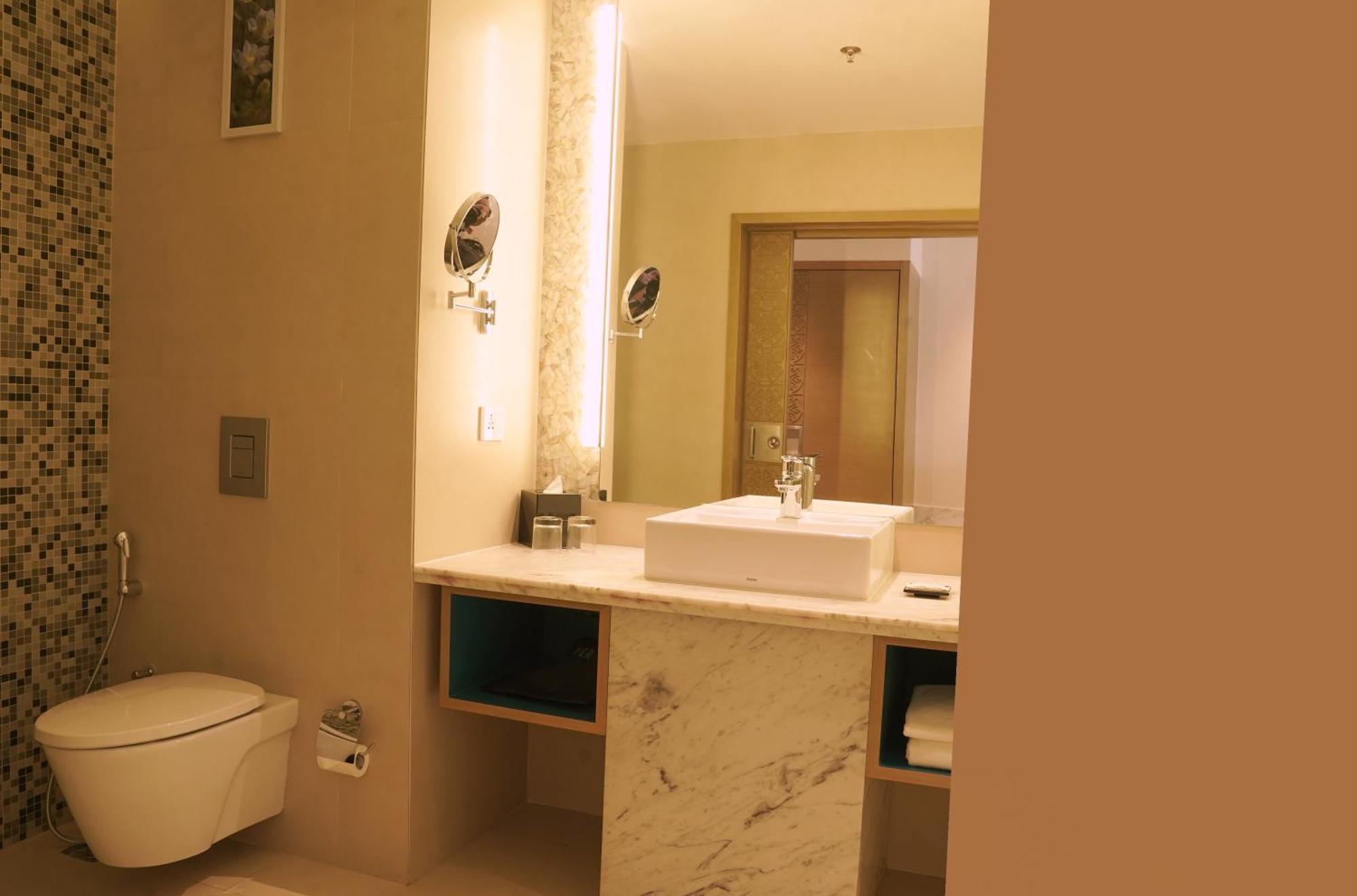 Gokulam Grand Trivandrum Thiruvananthapuram Eksteriør bilde